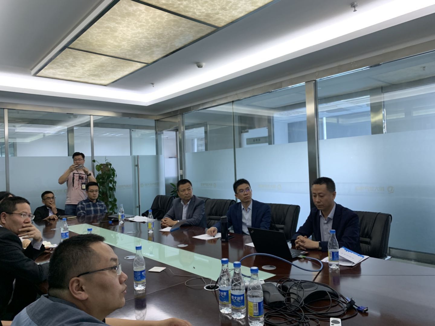 主動開拓省外市場、積極踐行“兩全戰(zhàn)略” ——公司與恒大新疆公司簽訂勘察項目